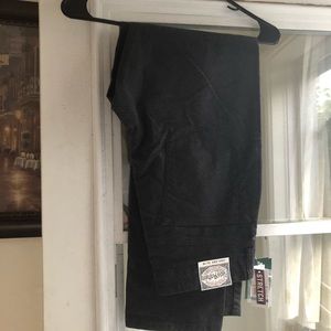 Brand New Flag and Anthem slim fit pants!👖